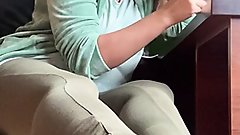 Feet ignoring session. Look at my feet in nylons