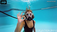 One of the hottest babes Katya Nakolkina in the pool